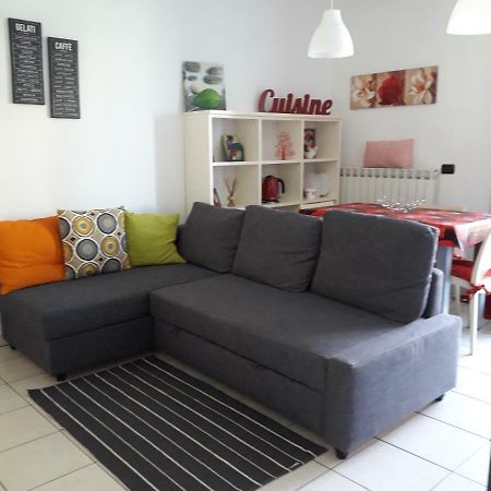Palazzina Mary Apartment Лука Екстериор снимка